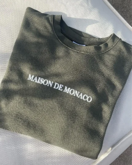 Dites bonjour à notre tout nouveau pull néon Maison de Monaco